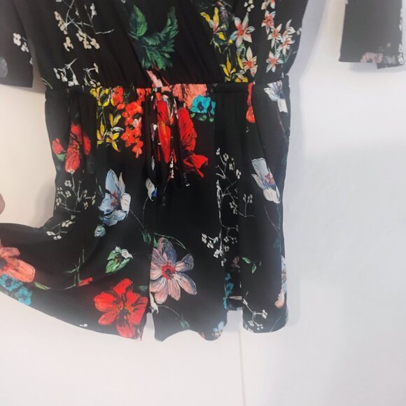 Kaileigh Black Floral Faux Wrap Dress 3/4 Sleeve Tie Waist S - Picture 4 of 6